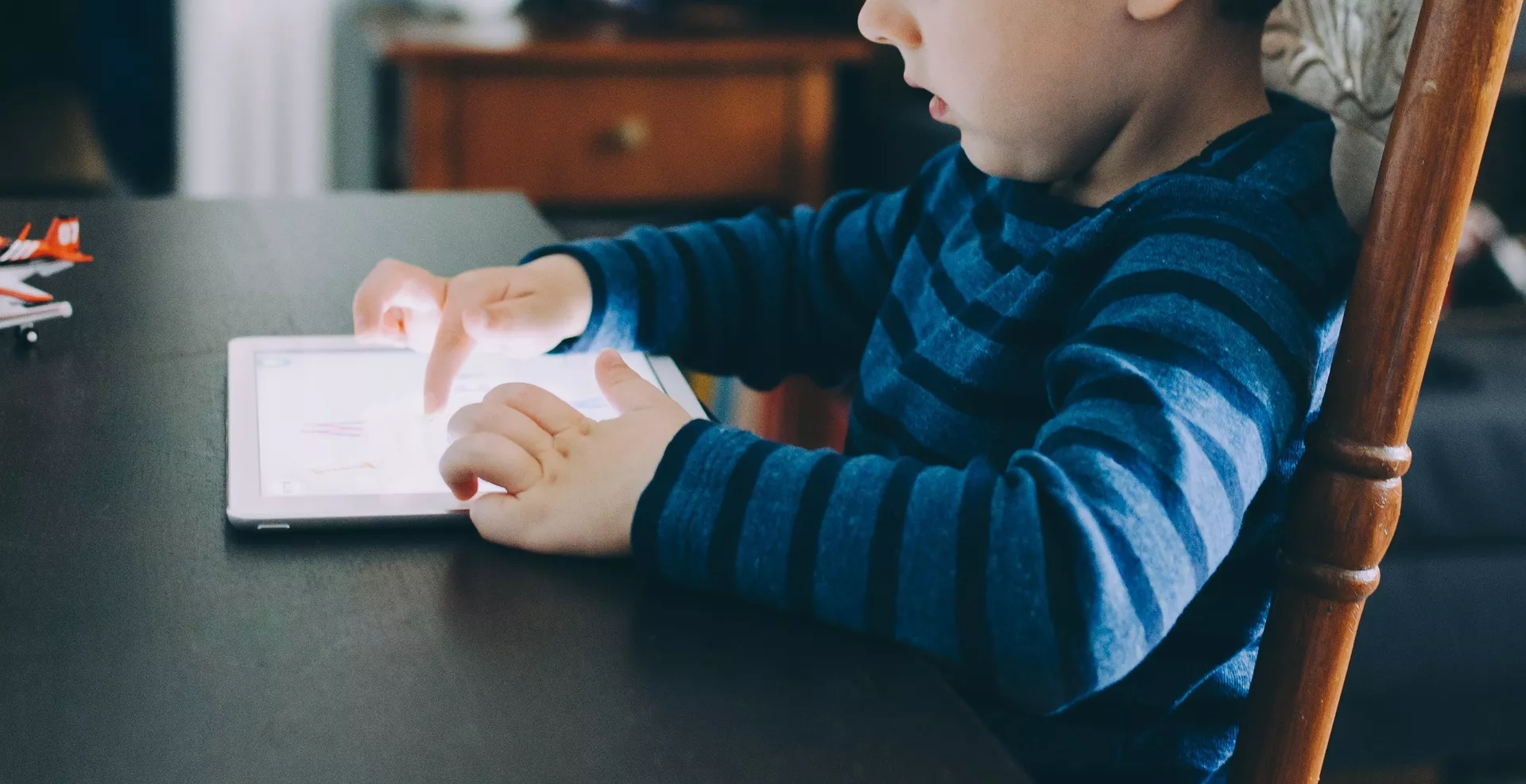 Child on tablet